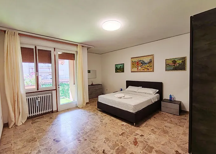 Tarak Palace Bed & Breakfast