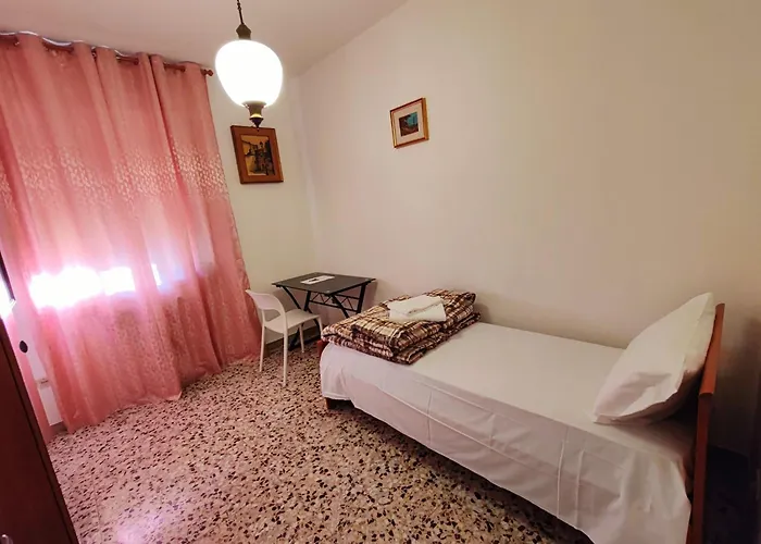 Bed & Breakfast Tarak Palace