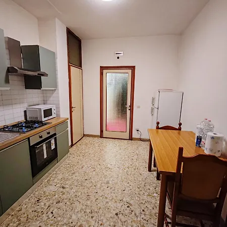 Tarak Palace Panzió