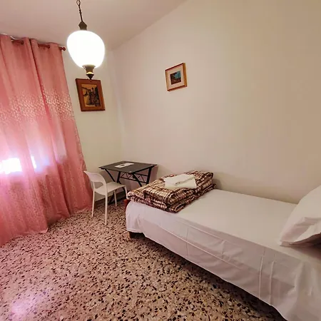 Bed and breakfast Tarak Palace