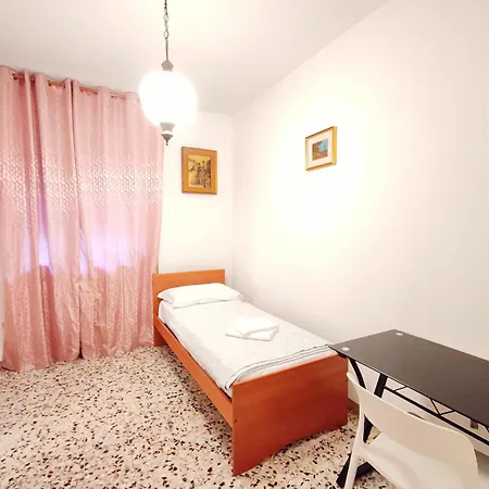 Tarak Palace Bed and breakfast