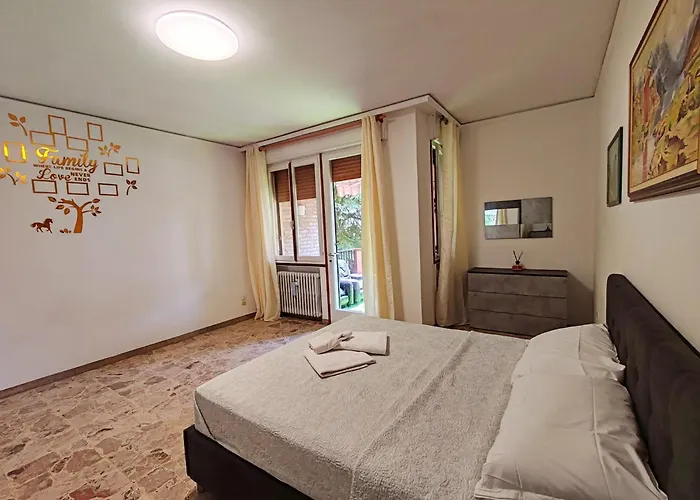 Bed & Breakfast Tarak Palace