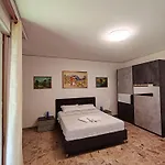 Tarak Palace * Mestre