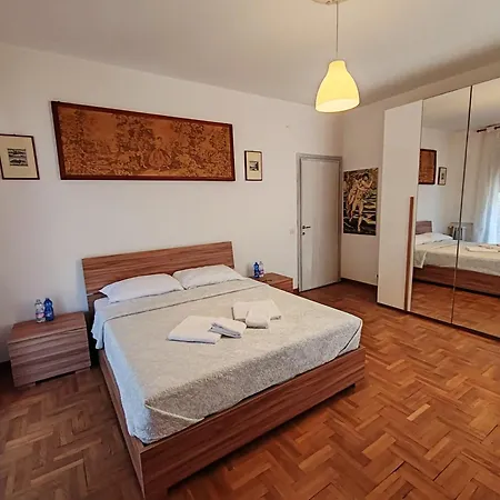 Tarak Palace Bed & Breakfast *