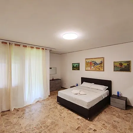 Tarak Palace Bed and Breakfast