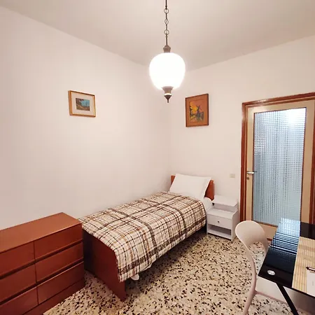 Bed & Breakfast Tarak Palace